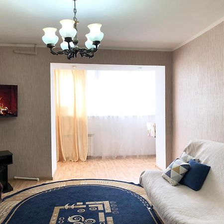 Просторная 2Комн Квартира На Школьнике Uralsk Ngoại thất bức ảnh
